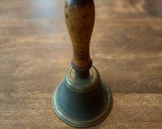 Large brass bell 
Item Location
Dining Room 