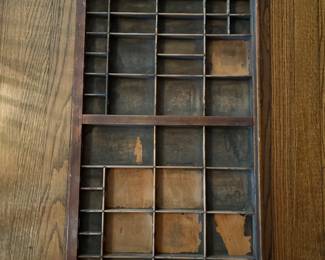 Printer tray 
Item Location
Main Floor Dining Room 