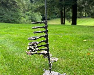 Antique plant stand 
Item Location
Outside front of house 