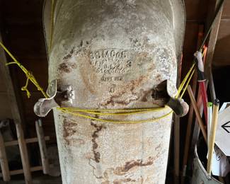 Cast Iron Bathtubs
Item Location
Shed 