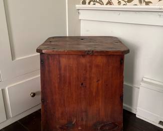 Item Location 
Main Floor Backroom