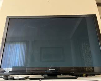 Flat Screen 
Item Location 
Living Room