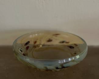 Opalescent type bowl 
Item Location
Kitchen area 