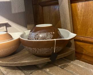 Pyrex Brown Woodland mixing  bowls