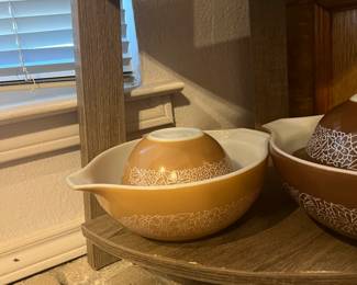 Pyrex gold woodland mixing bowls
