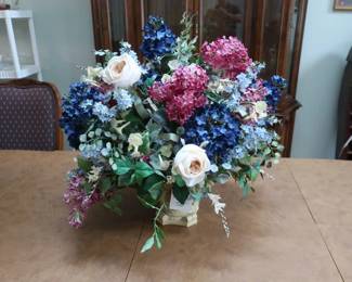 colorful  flower  display  or  centerpiece