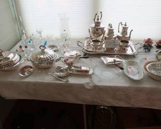 lots  of  silver  plate  and  decor