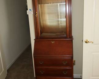 Secretary  from  Decor  with  glass storage  shelves  on  top