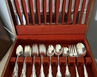 Rogers Bros International Silver flatware set