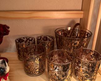 Culver "Kaleidoscope" in black. Kind of on the rarer side.