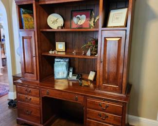 Bob Timberlake Furniture Wall Unit/Furniture Desk
