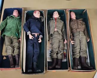 LOT OF G I JOE DOLLS