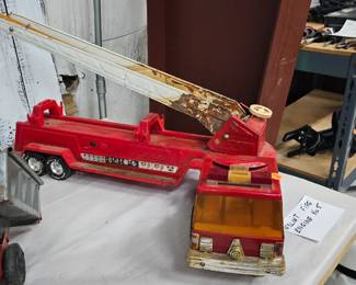 VINTAGE FIRETRUCK TOY