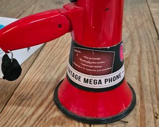 MEGA PHONE