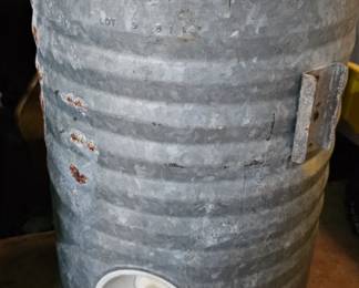 IGLOO WATER DISPENSER