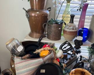 Several Griswold / Wagner cast iron skillets (among other goodies!)