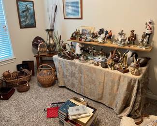 Another table full of collectables!