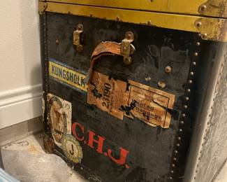 If this could only tell stories!