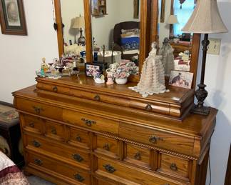 If you open the mirror in the middle it is a jewelry box