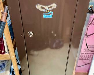 Gun safe
