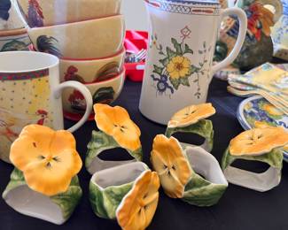 SWEET PANSY NAPKIN RINGS