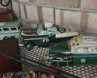 vintage tin toys