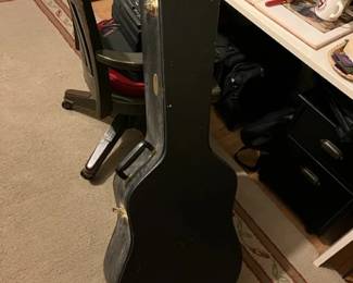 Vintage Martin & Co Guitar case. This is a nice high end case and is being sold separately from the guitars.