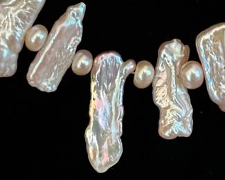 A close look at the pearls