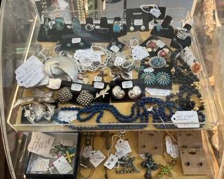 Lots of jewelry