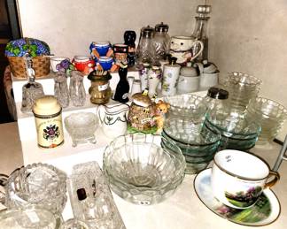 Cooking and baking supplies