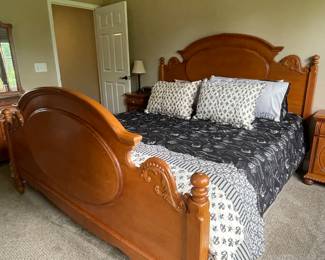 Amazing vintage Lexington bedroom furniture