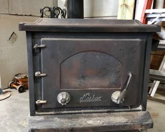 Nashua Woodstove with Blower & Piping