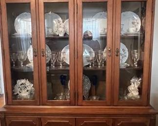 **PRE-SALE**                                                                             
Garrison Furniture China Cabinet (Excellent Condition)