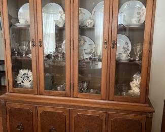 **PRE-SALE**                                                                             
Garrison Furniture China Cabinet (Excellent Condition)