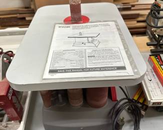 RYOBI Oscillating Sander