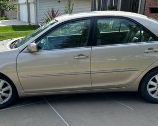 2004 Toyota Camry XLE (79,000 Miles)
