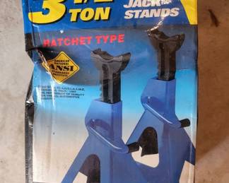 jack stands