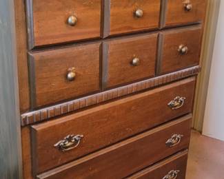 $ 40 - Tall wood dresser all drawers work 