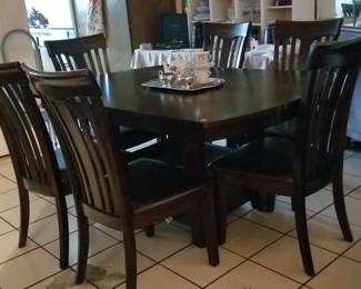 New dining set - $150  Saturday 