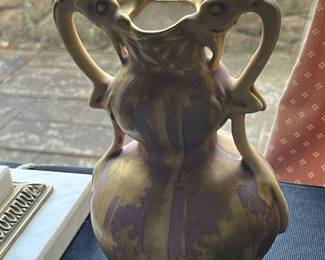 ANTIQUE ORGANIC RStK ART NOUVEAU AMPHORA VASE  TURN TEPLITZ AUSTRIA 1900.