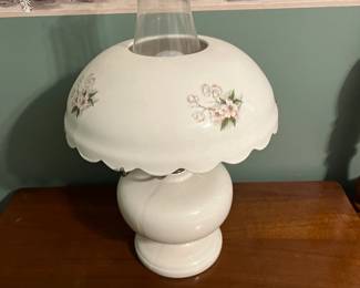 Small decorative lamp