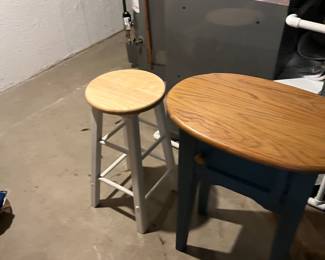 Tool and table
