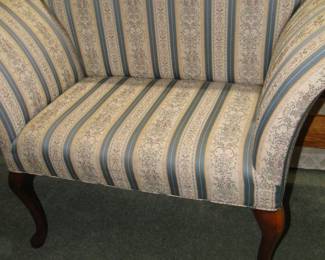 Nice oversized stuff chair