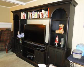 We have lots of very nice hardcover cook books too