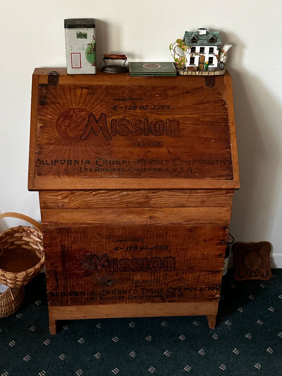 Sunday funday 75 of Everything! Jewels by... starts on 9/15/2023