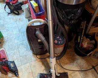 Nice running Kenmore vacuum 