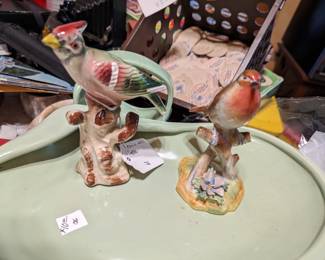 Bird porcelain figurines 