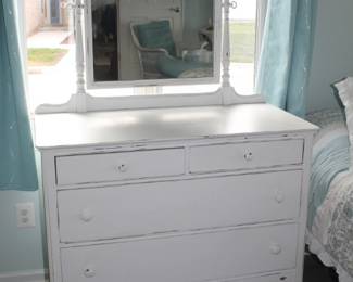 W-42   D-21   H-36 Mirror W-27   H-33