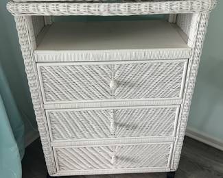 White Wicker Turnable Tv Chest  W-31   D-17   H-45