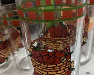 Cute set of apple glasses